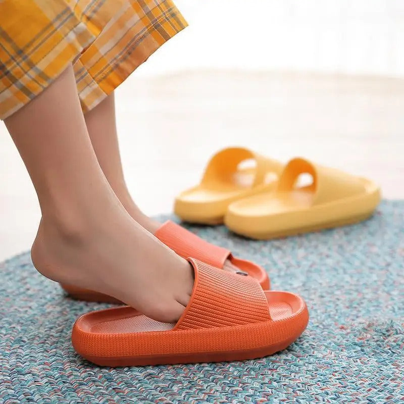 Happy™ ComfySlippers 1+1 GRATUIT: Antidérapant Pantoufles Super Doux Et Confortable