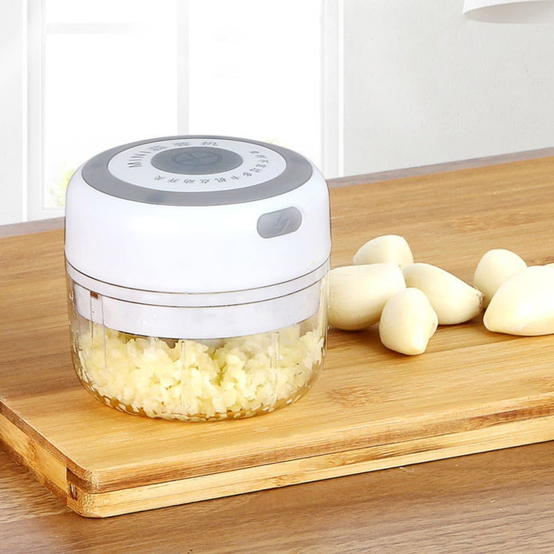 Globetrek° Chopper - Mini-hachoir Électrique de Cuisine Portatif