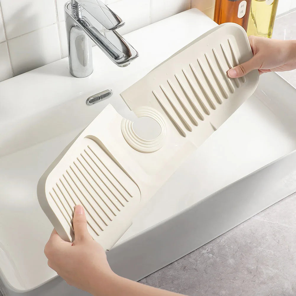 Globetrek° SplashGuard: Évier De Cuisine Bouclier Contre L'eau En Silicone