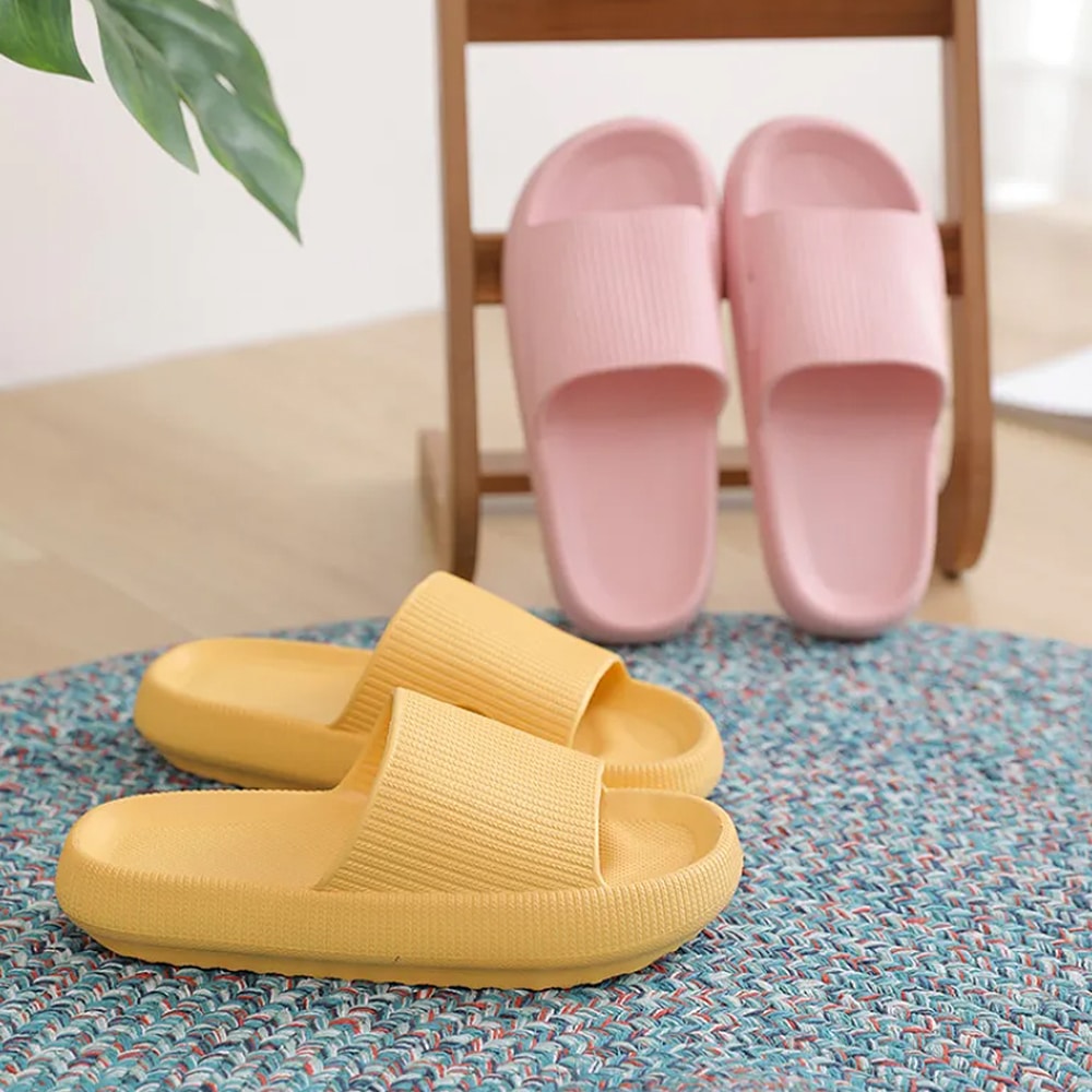 Happy™ ComfySlippers 1+1 GRATUIT: Antidérapant Pantoufles Super Doux Et Confortable