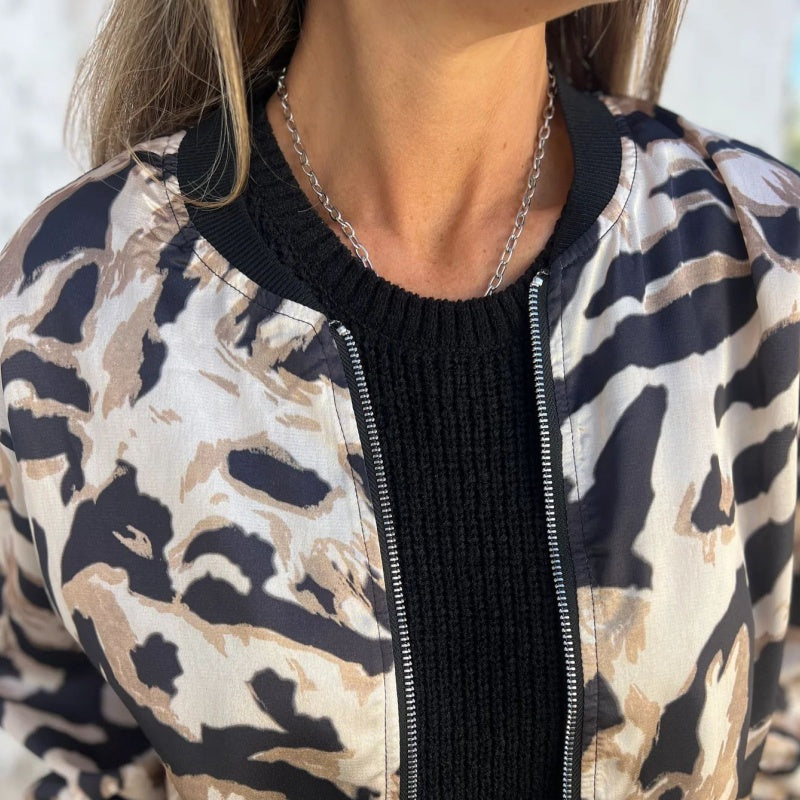 Icone™ ZebraJacket: Élégante Et Stylée Veste À Motif Zébré